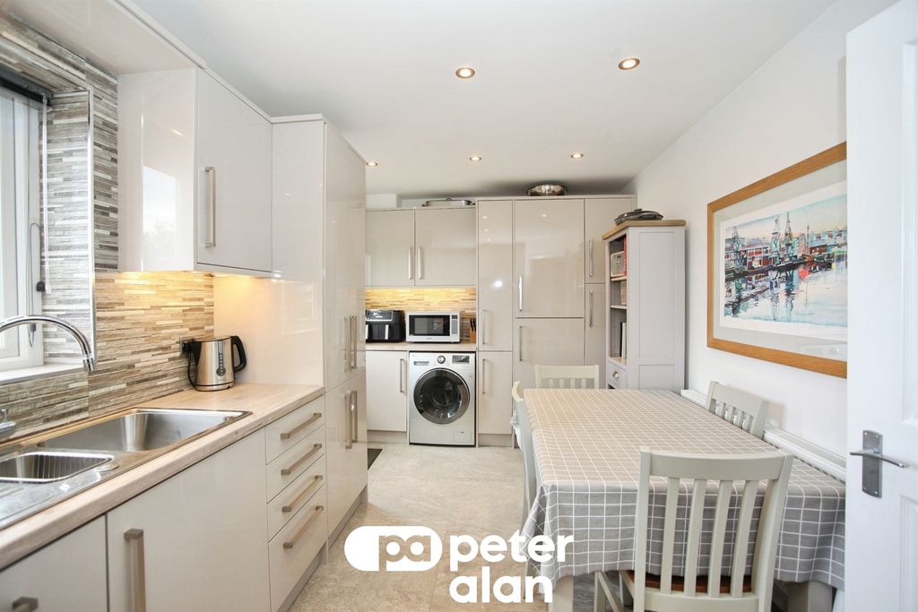 Additional image 4 of 4 bed detached house for saleCoed Y Bryn, Blackwood NP12