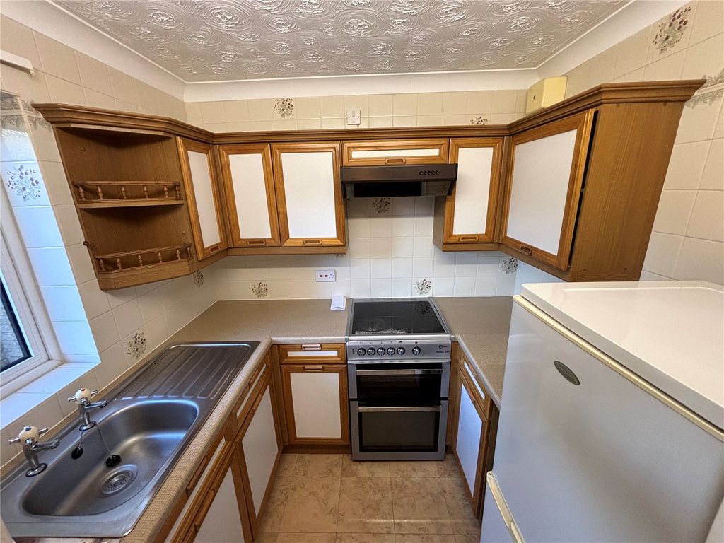 1 bed flat for saleStation Road, Broadway WR12 photo 5