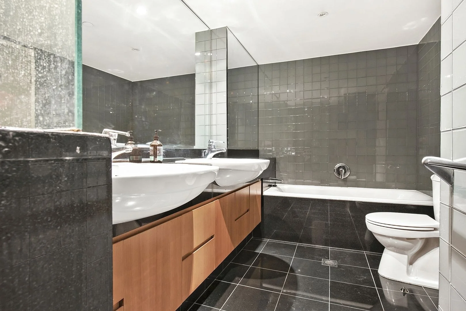 Additional image 5 of 2103/2 Dind Street, Milsons Point NSW 2061