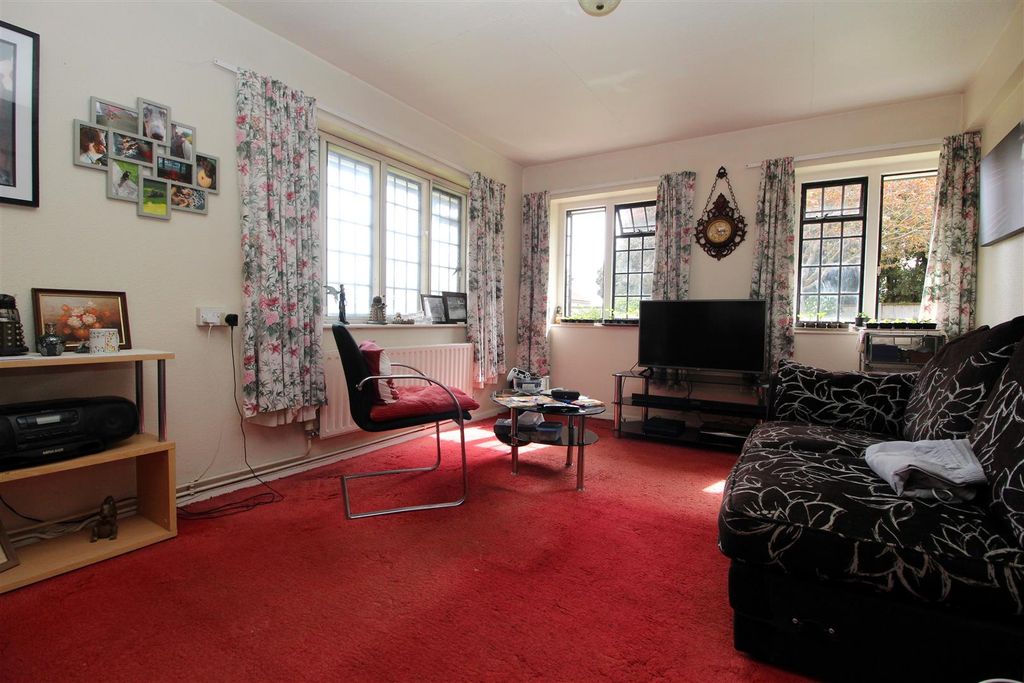 Additional image 13 of 4 bed detached house for saleNorth Foreland Road, Broadstairs CT10