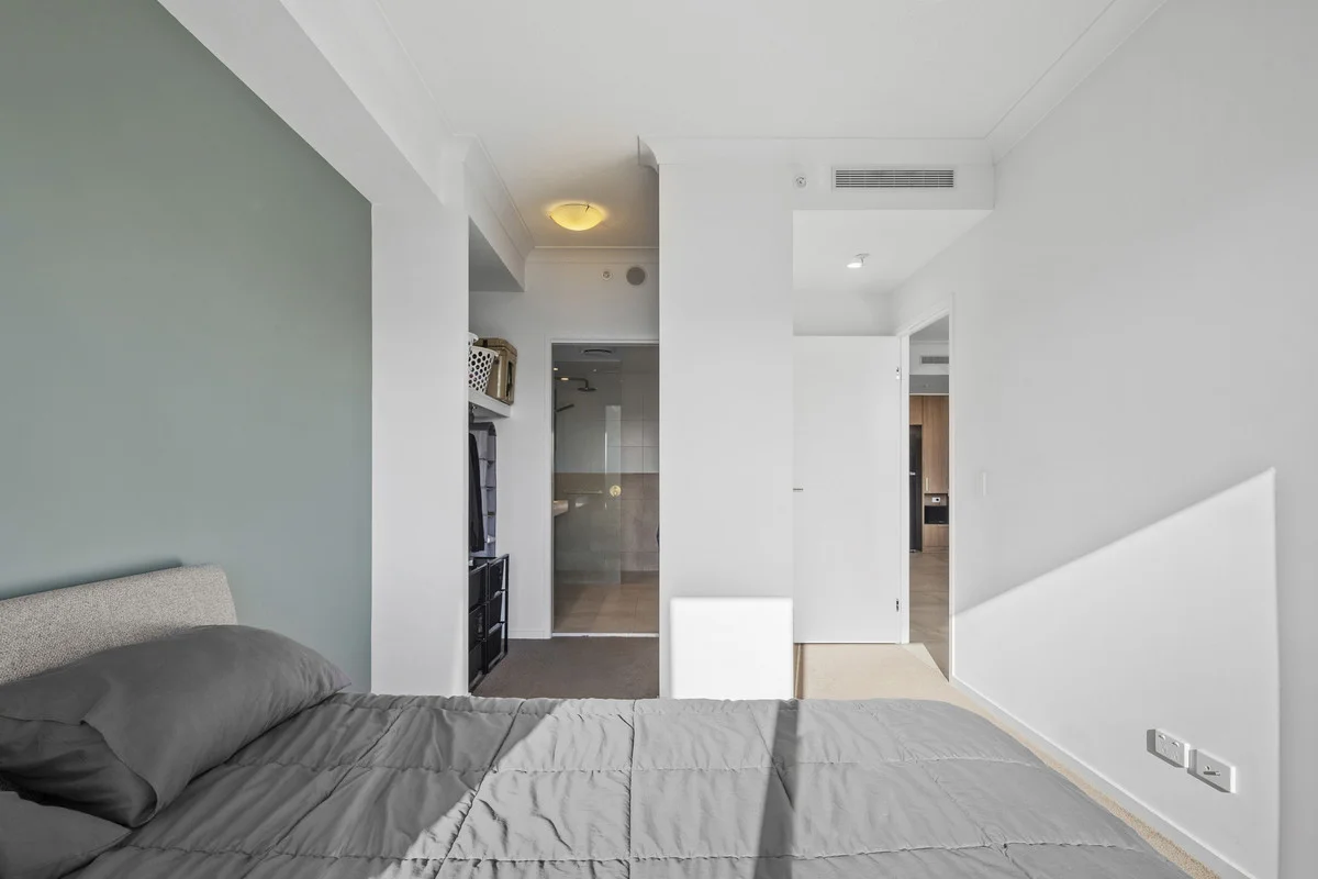 Additional image 13 of 1207/372 Marine Parade, Labrador QLD 4215