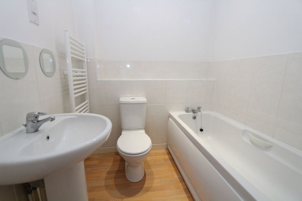 Additional image 9 of 2 bed flat for saleColumbus Avenue, Brierley Hill DY5