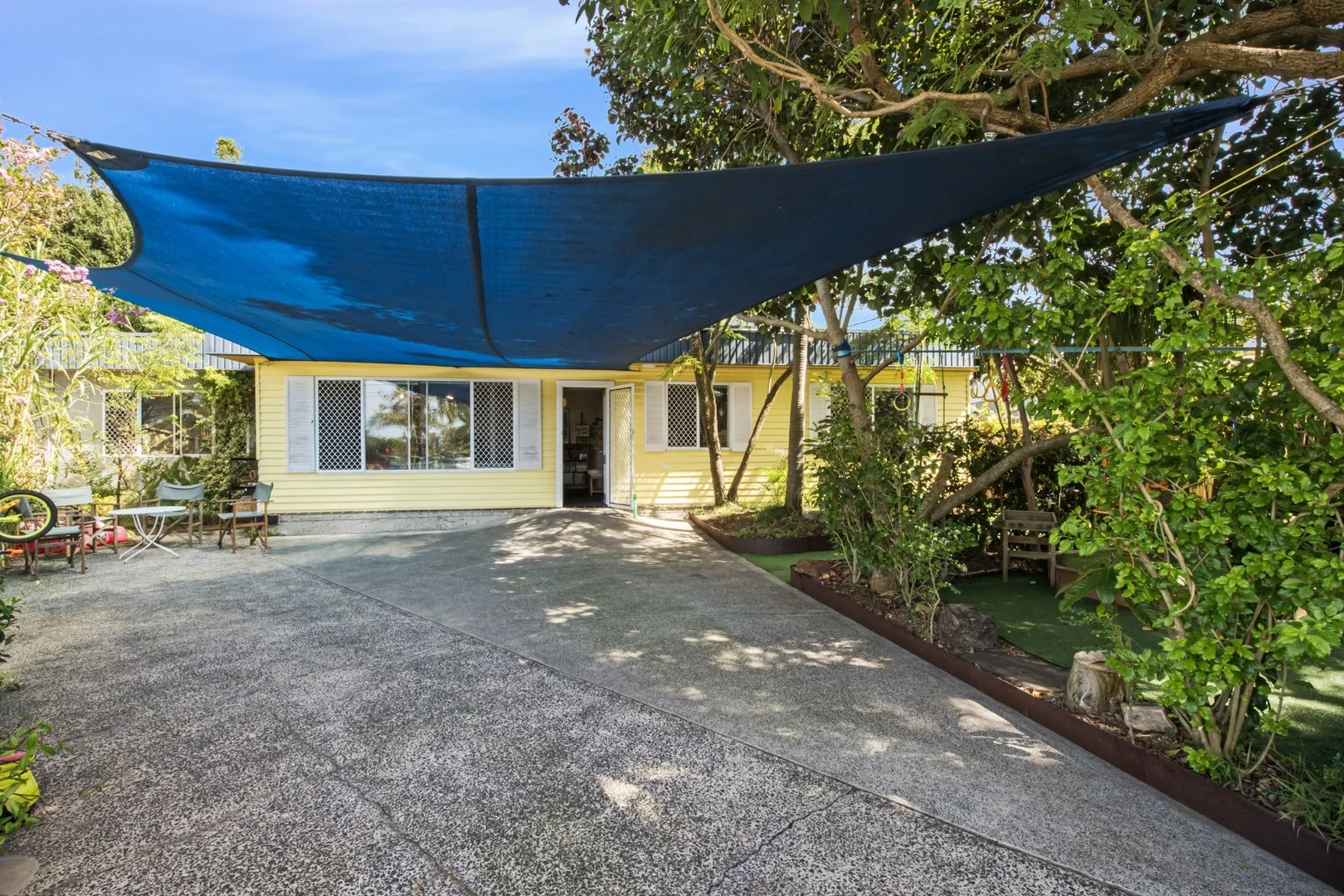 5 Wyuna Close, Gorokan NSW 2263