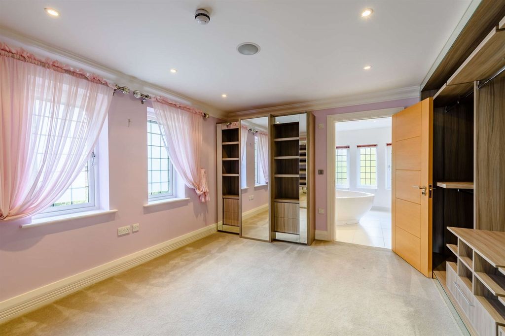 Additional image 8 of 5 bed detached house for salePark Lane, Hale WA15