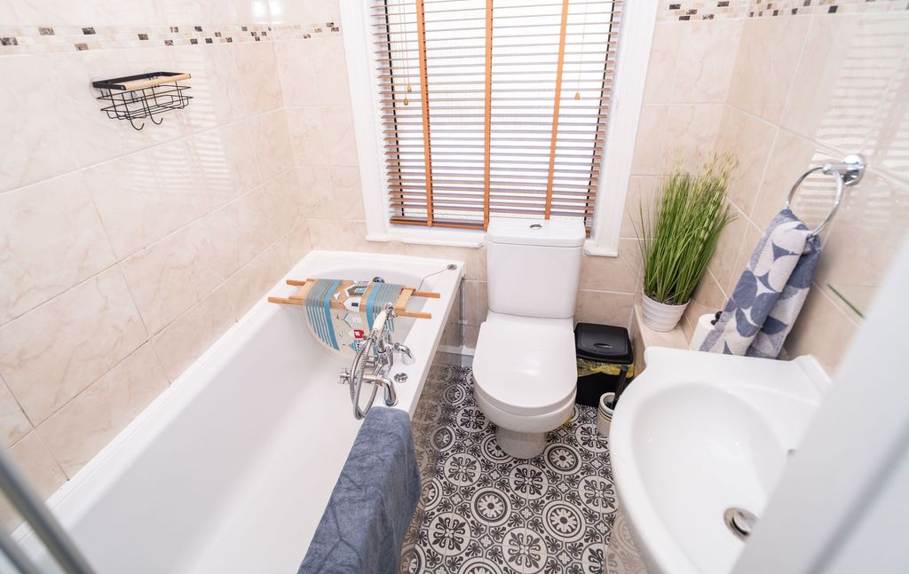 Additional image 12 of 5 bed detached house for saleBorth SY24