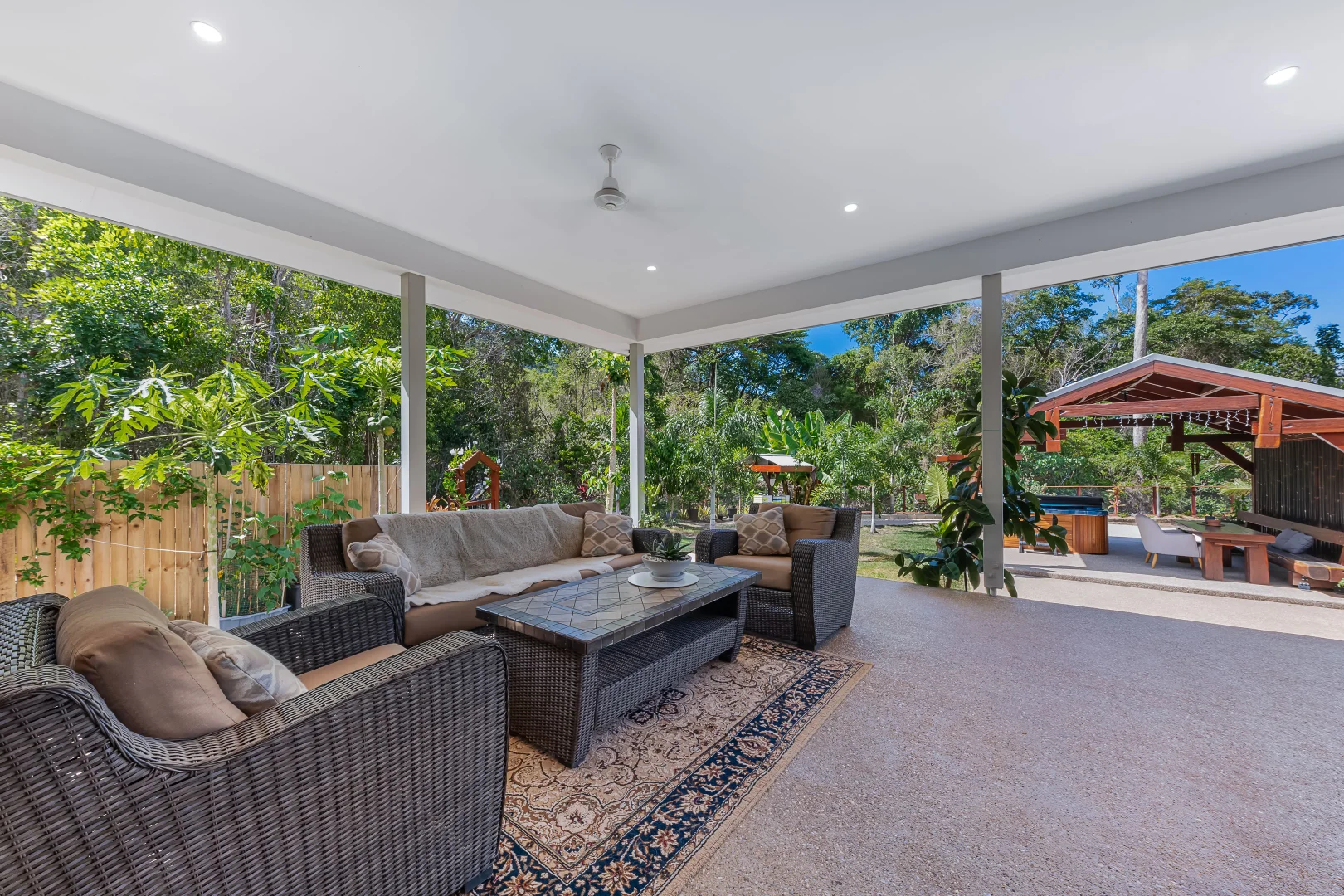 28 Saint James Drive, Jubilee Pocket QLD 4802