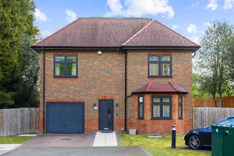 Harewood Road, South Croydon CR2