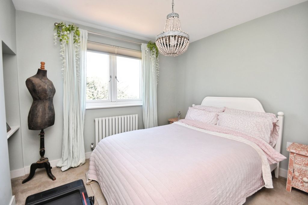 Additional image 24 of 3 bed semi-detached house for saleSeacroft Road, Broadstairs, Kent CT10