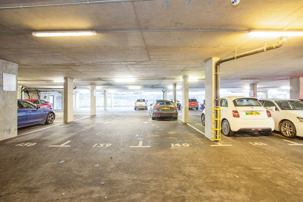 Additional image 11 of 2 bed flat for saleManor Way, Borehamwood WD6