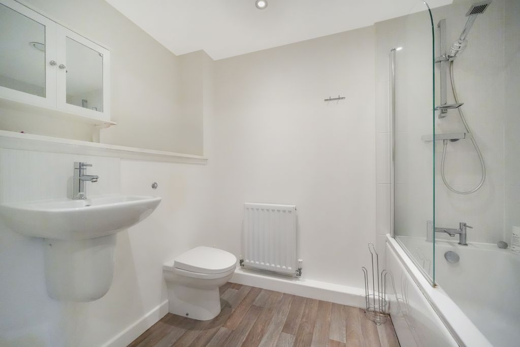 Additional image 7 of 2 bed flat for saleFlat 8, 25 Muirhouse Parkway, Edinburgh EH4
