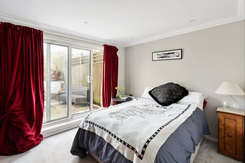 Additional image 10 of 3 bed flat for saleMarine Parade, Brighton BN2