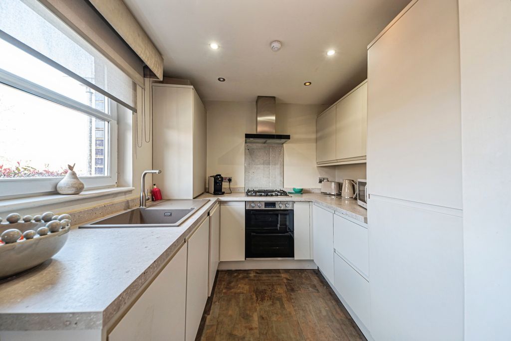 Additional image 7 of 2 bed flat for sale3 Accord Place, Paisley PA2