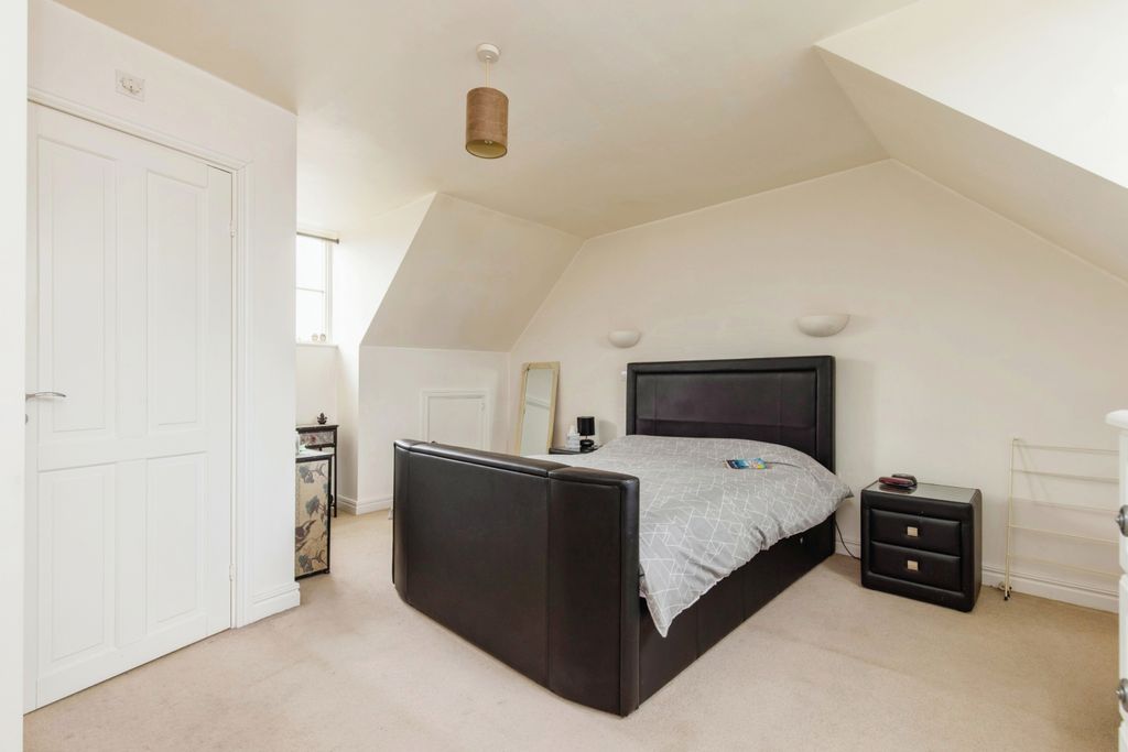 Additional image 10 of 3 bed flat for saleRoyffe Way, Bodmin, Cornwall PL31