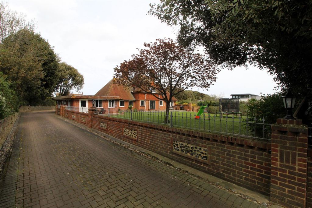Additional image 15 of 4 bed detached house for saleNorth Foreland Road, Broadstairs CT10