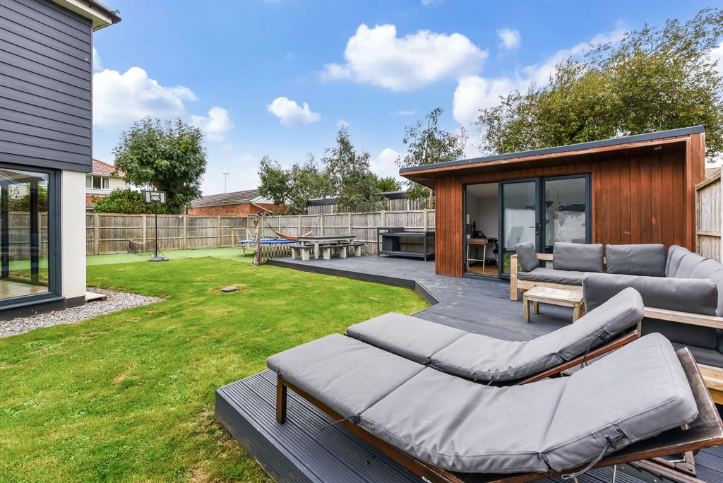 Additional image 33 of 4 bed detached house for saleRudwicks Close, Felpham PO22