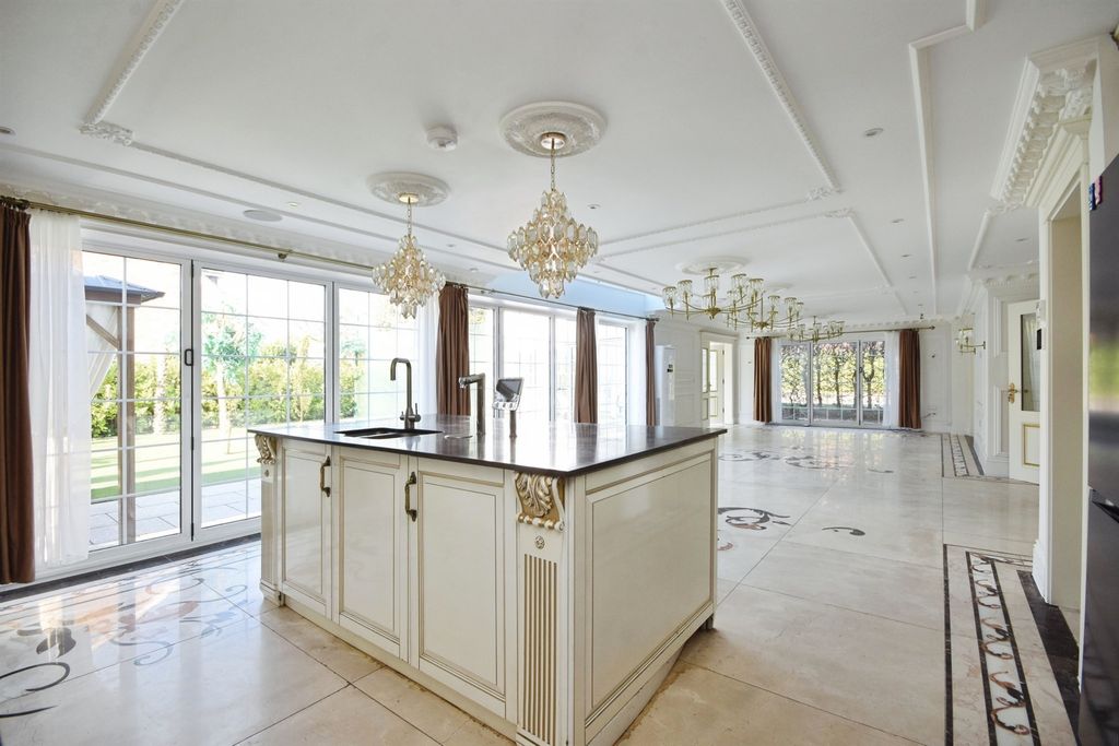 Additional image 6 of 6 bed detached house for saleHeronway, Hutton, Brentwood CM13