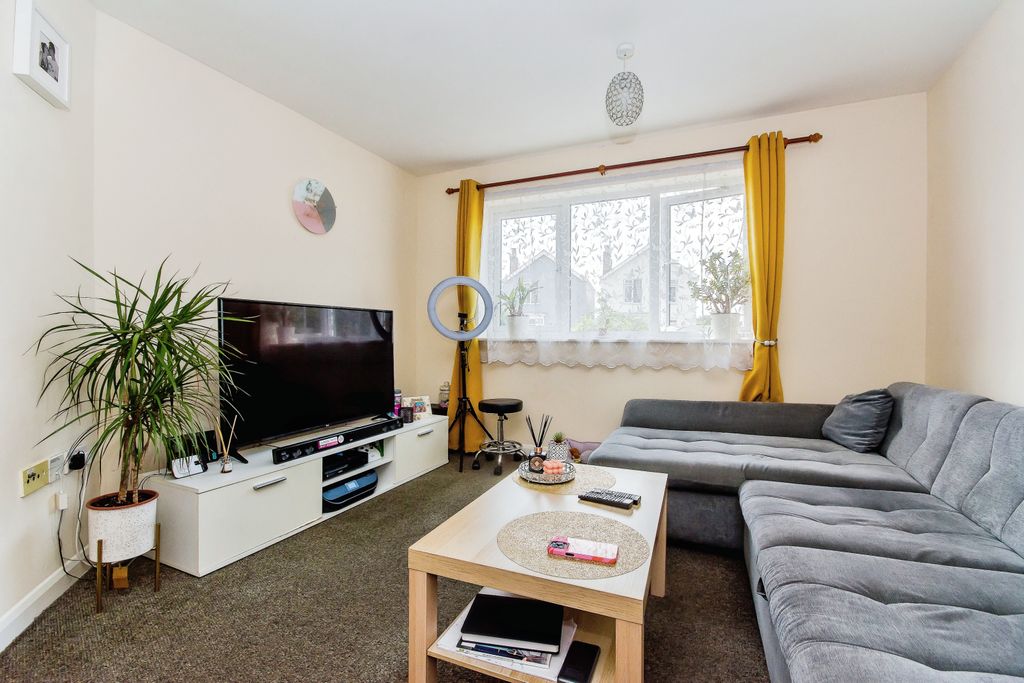 2 bed flat for saleCastle Square, Wyberton West Road, Boston, Lincolnshire PE21 photo 3
