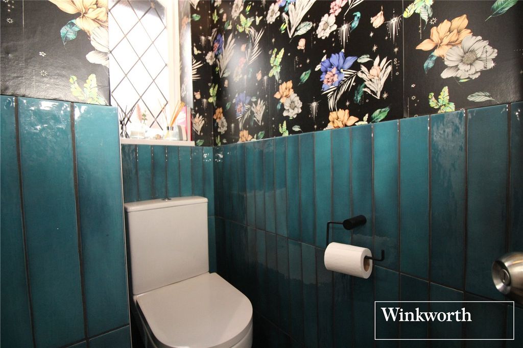 Additional image 9 of 3 bed detached house for saleThe Campions, Borehamwood WD6