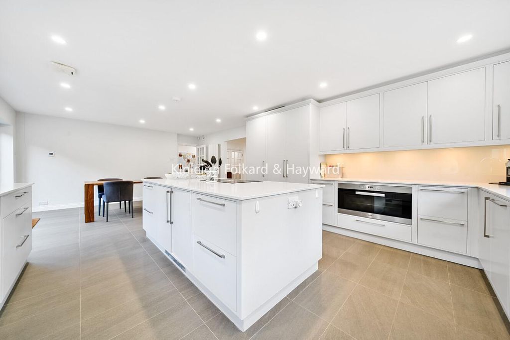 Additional image 5 of 5 bed detached house for saleHawthorne Road, Bromley, Kent BR1