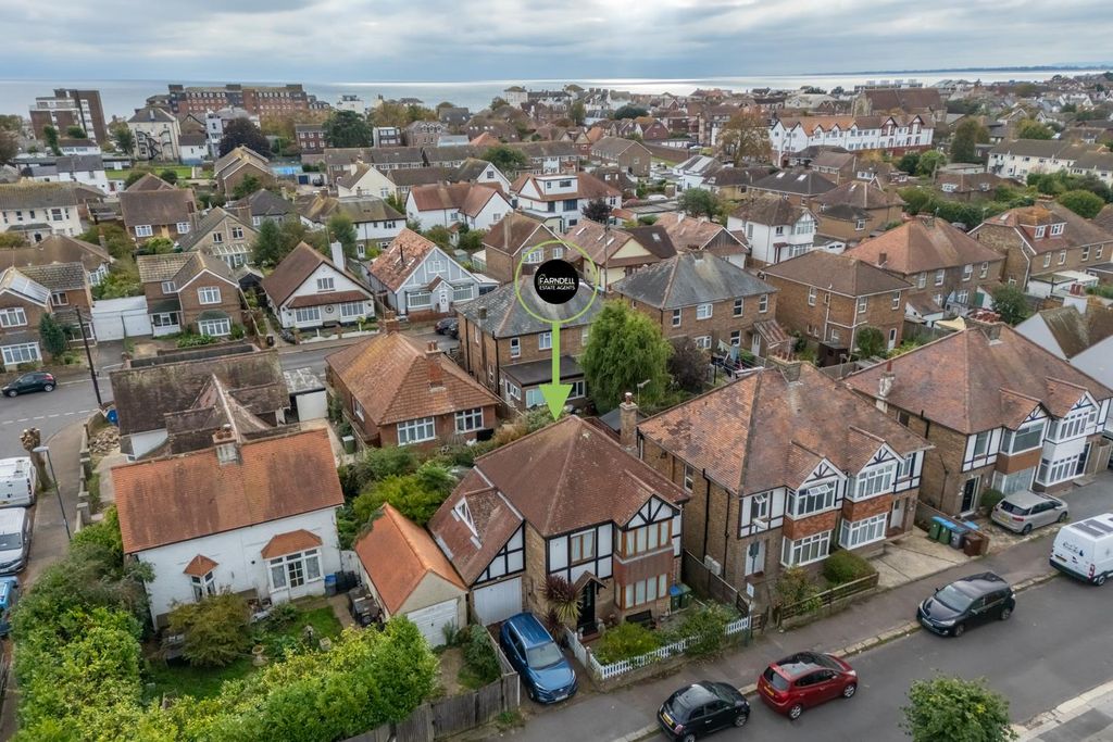 Additional image 14 of 4 bed detached house for saleWellington Road, Bognor Regis PO21