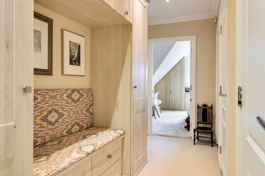 Additional image 8 of 2 bed flat for sale193 Huntingdon Road, Cambridge CB3