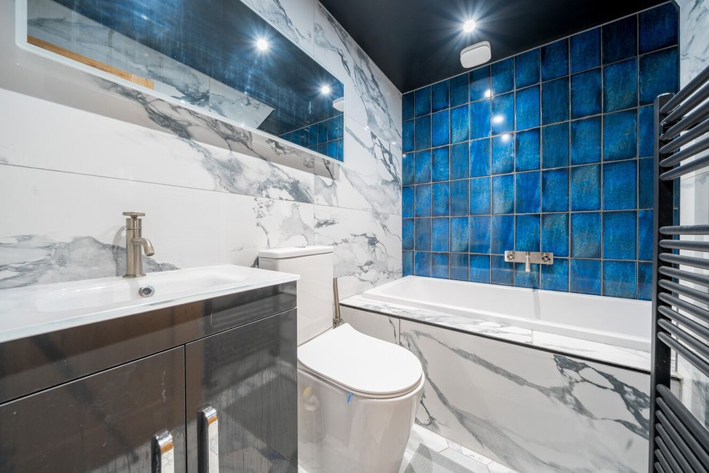 Additional image 11 of 2 bed maisonette for saleBickley Park Road, Bromley BR1