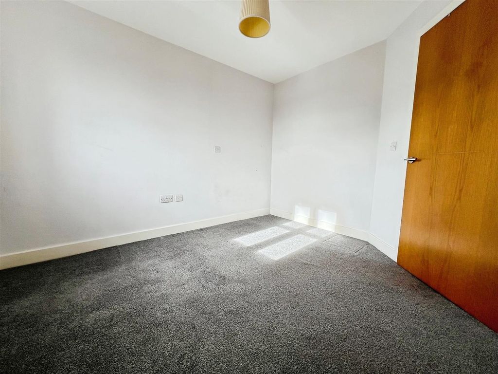 Additional image 9 of 2 bed flat for saleHarrogate Road, Bradford BD2