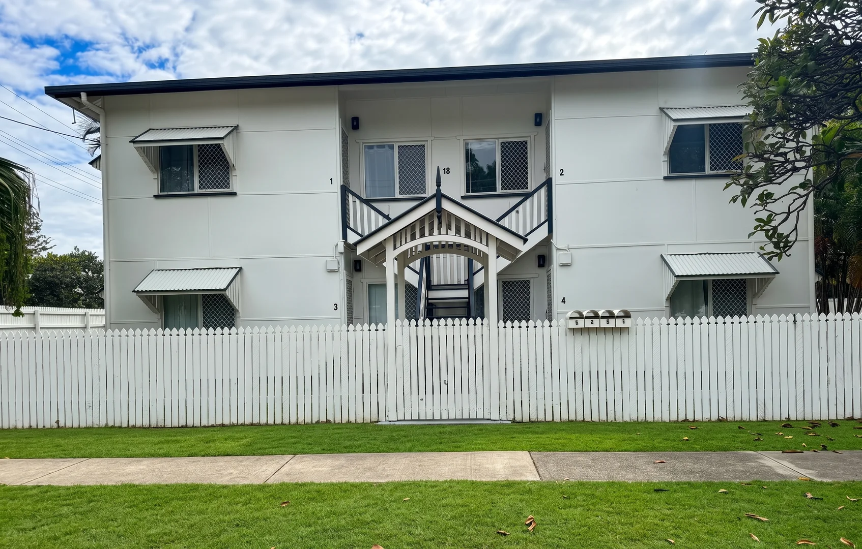 1/18 Sussex Street, Hyde Park QLD 4812