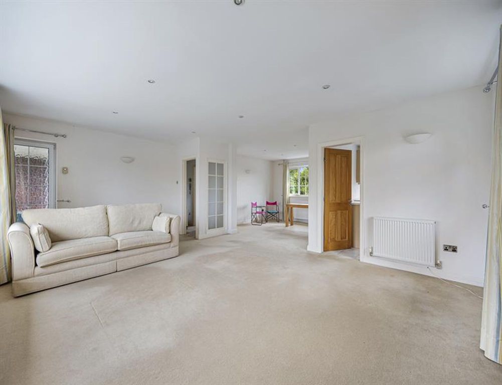 Additional image 4 of 3 bed flat for saleKings Road, Wilmslow SK9