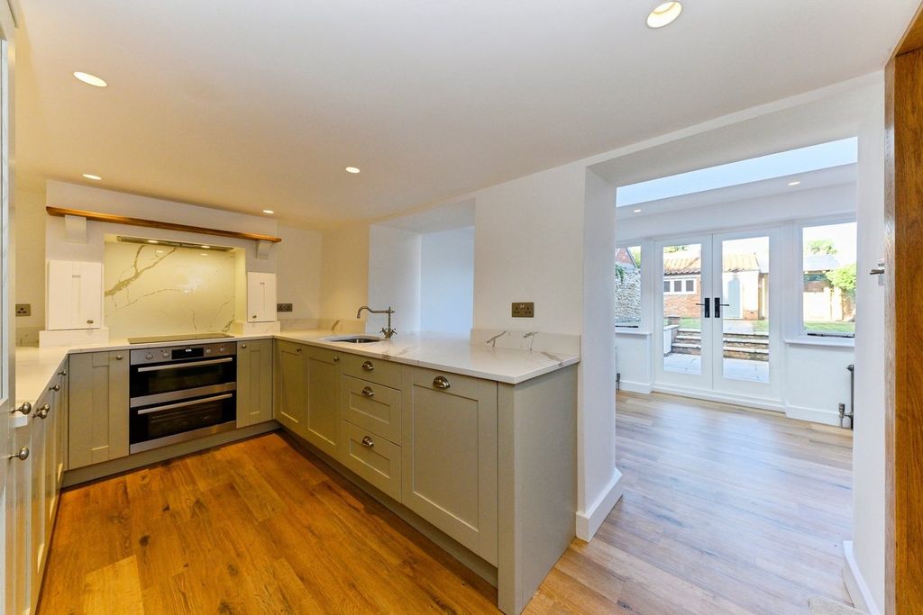 Additional image 5 of 3 bed terraced house for saleWest Street, Bourne PE10