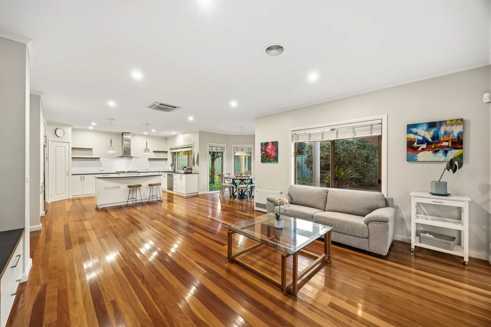 Additional image 11 of 7 St Glens Way, Lake Gardens VIC 3355