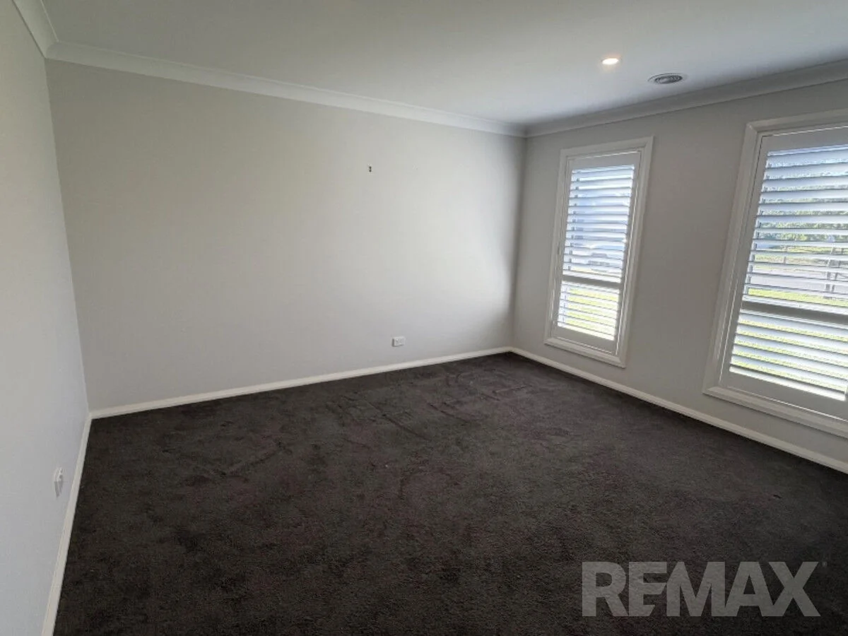 Additional image 2 of 11 Yenda Avenue, Gobbagombalin NSW 2650