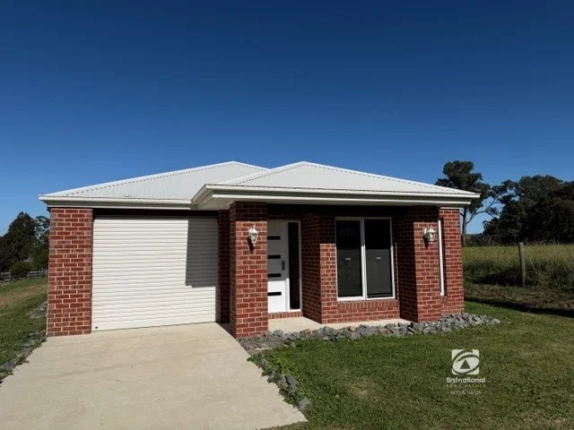 12 Giles Street, Wiseleigh VIC 3885