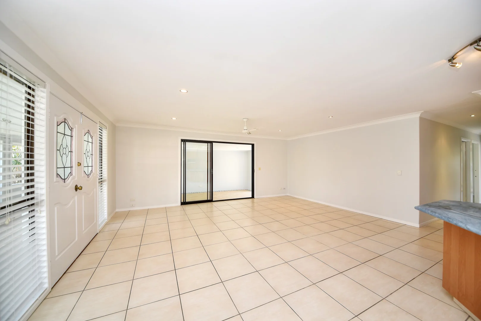 Additional image 3 of 19 Alec Avenue, Mermaid Waters QLD 4218