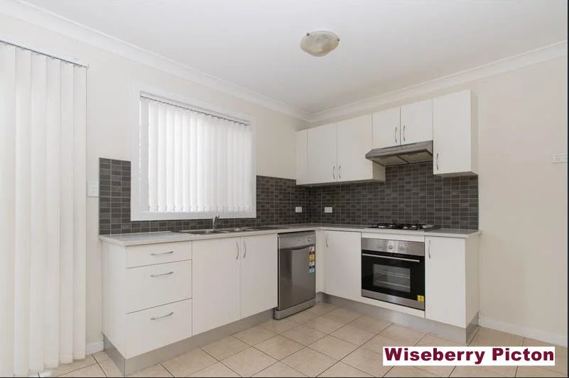 Additional image 3 of 6a Moonah place, Macquarie Fields NSW 2564