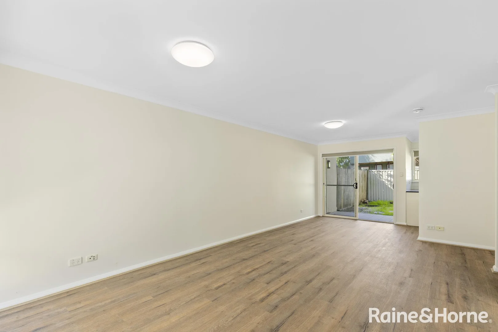 Additional image 3 of 11/5a Burgin Close, Berkeley Vale NSW 2261