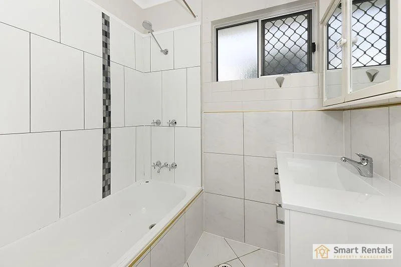 16 Naples Court, Kelso QLD 4815 photo 5
