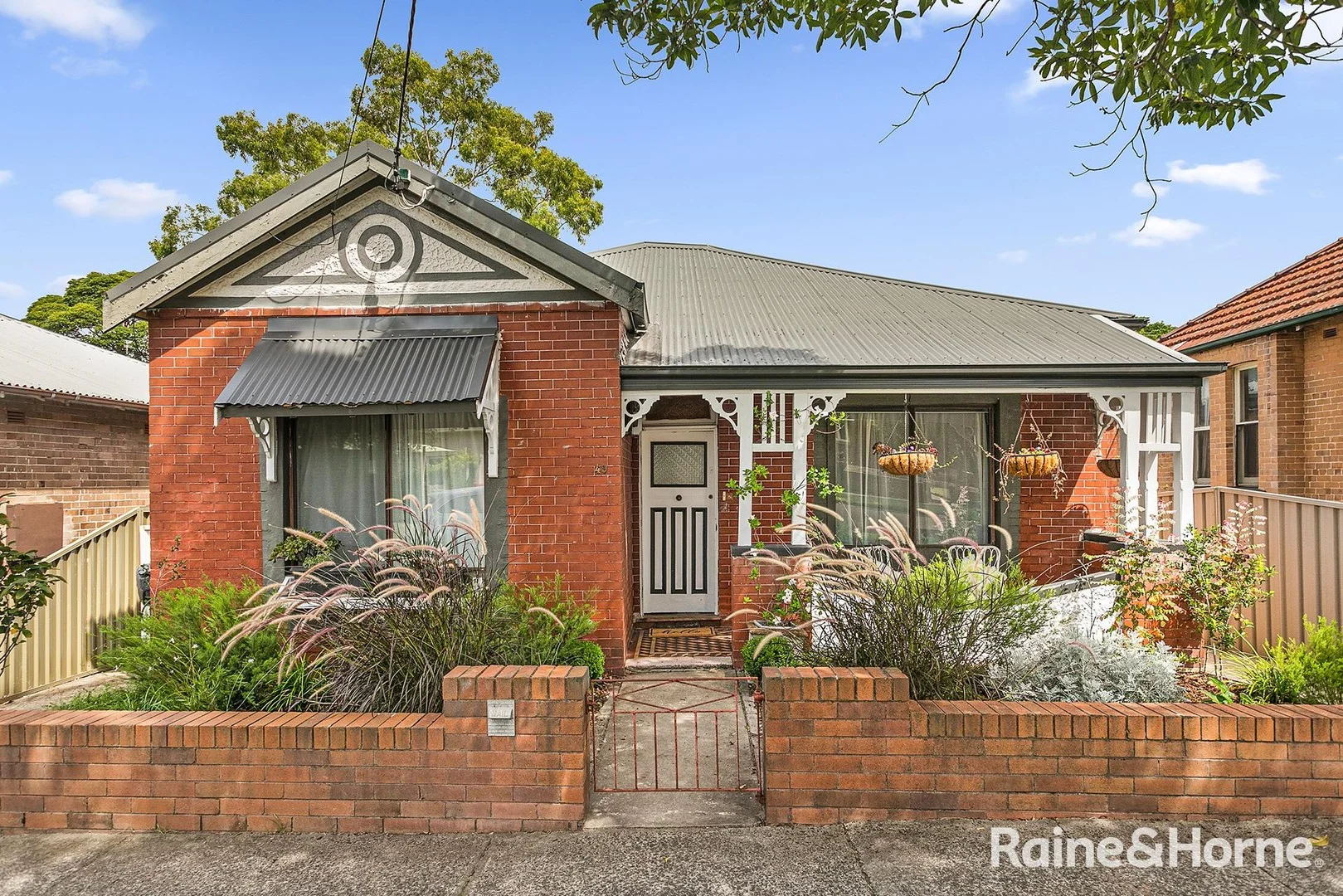 49 Mill Street, Carlton NSW 2218