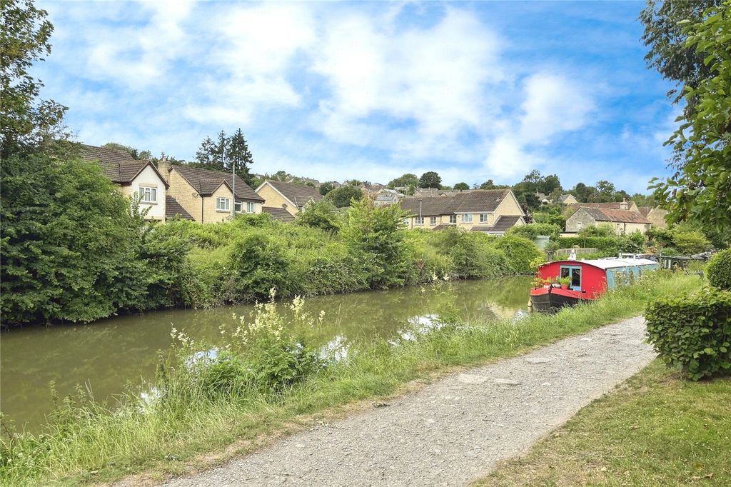 Additional image 3 of 2 bed flat for saleBaileys Barn, Bradford On Avon BA15