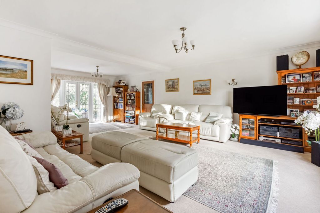 Additional image 2 of 6 bed country house for saleParsonage Lane, Farnham Common, Buckinghamshire SL2
