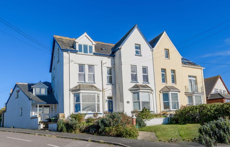 2 bed flat for saleMoor Lane, Braunton EX33