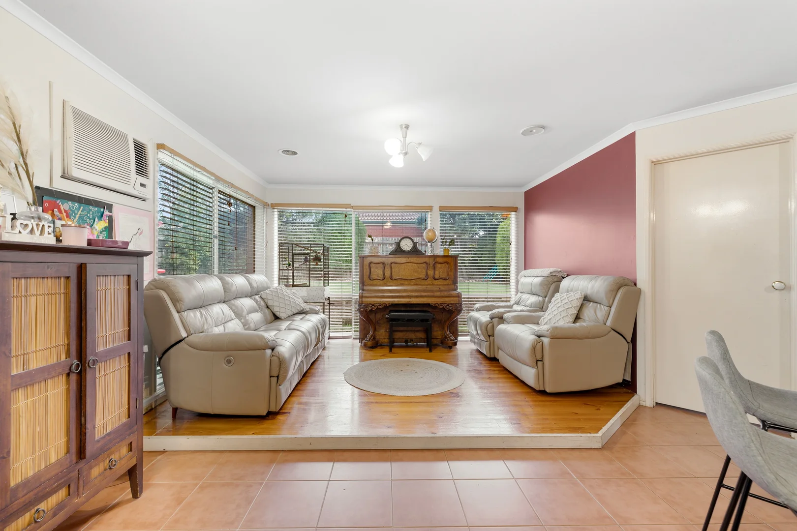 43 Central Parkway, Cranbourne West VIC 3977 photo 5