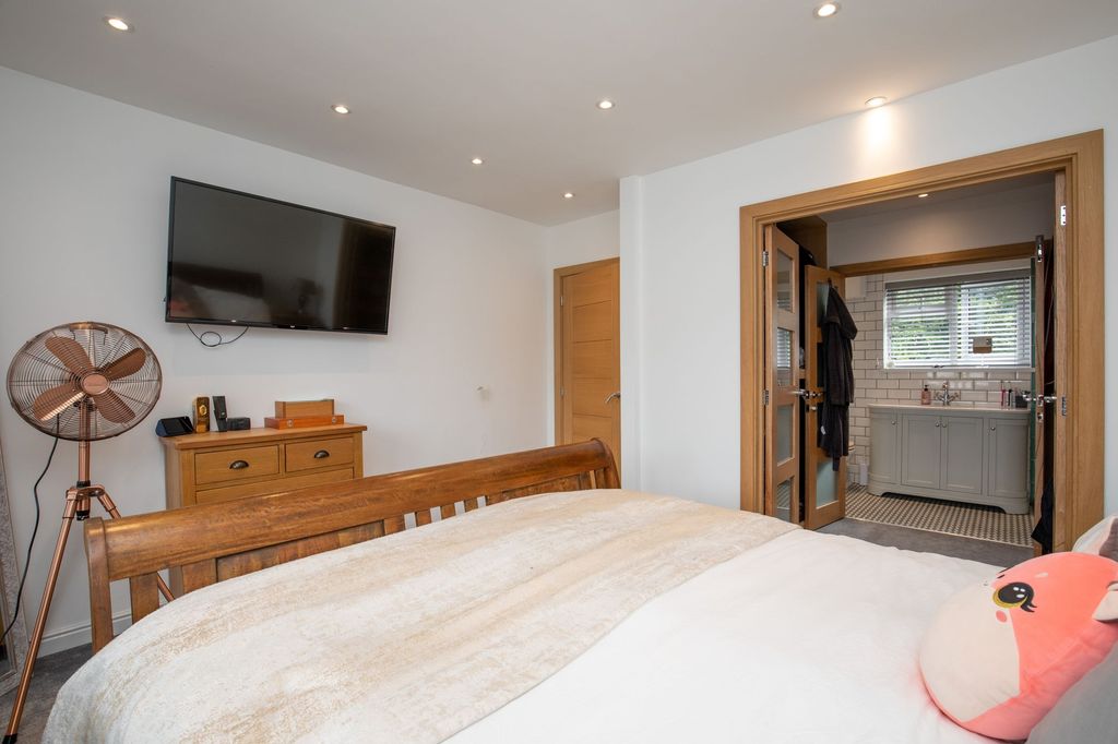 Additional image 3 of 4 bed detached house for saleThe Retreat, Bridgend, Bridgend County CF31