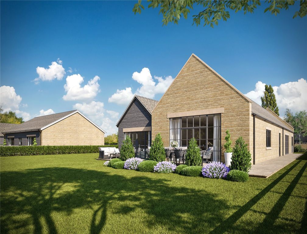 4 bed bungalow for saleMasty Fields Farm, Evesham Road, Broadway, Worcestershire WR12 photo 5