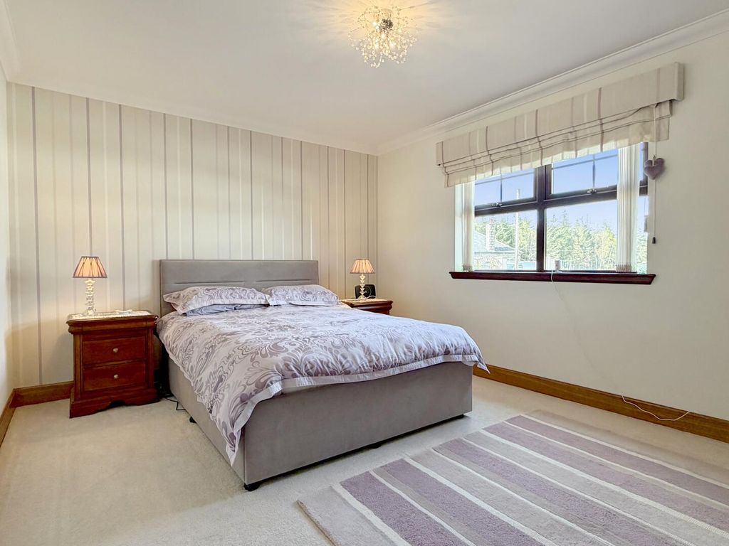 Additional image 17 of 4 bed detached house for saleElgin IV30