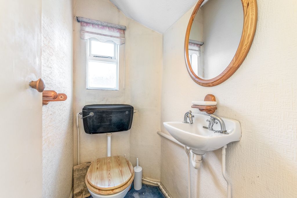 Additional image 10 of 3 bed end terrace house for saleMill Street, Bridgnorth WV15
