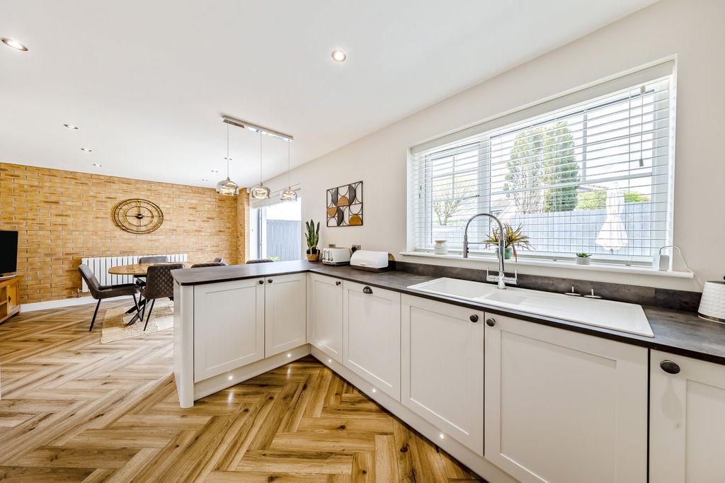 Additional image 9 of 3 bed detached bungalow for saleDaphne Road, Bryncoch, Neath SA10