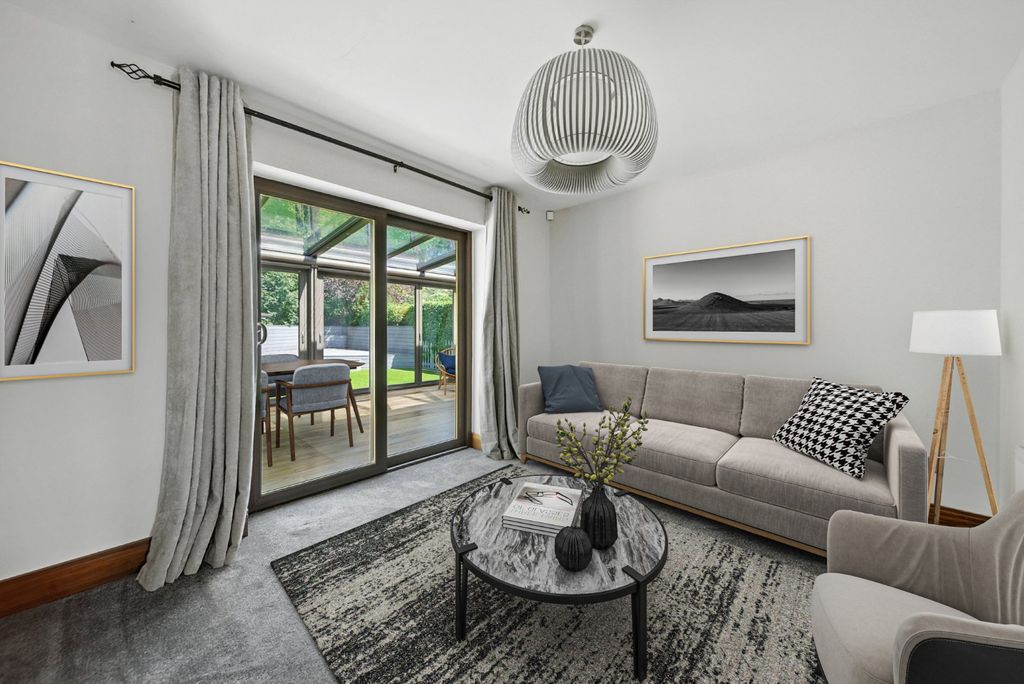 Additional image 8 of 5 bed detached house for saleWoodlands Close, Apperley Bridge, West Yorkshire BD10