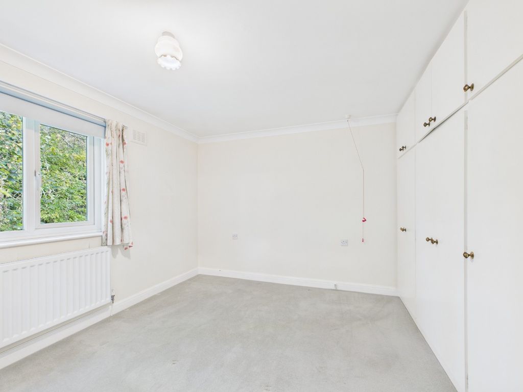 Additional image 8 of 2 bed flat for saleApplegarth Mews, Crescent Street, Cottingham HU16
