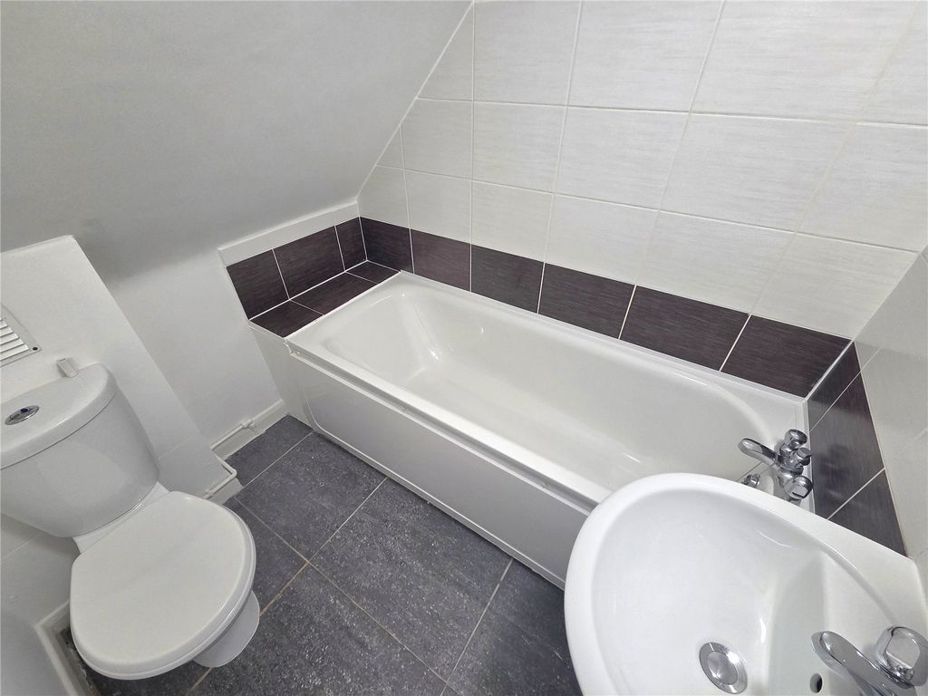 Additional image 12 of 3 bed maisonette for saleStrand Court, The Strand, Bude, Cornwall EX23